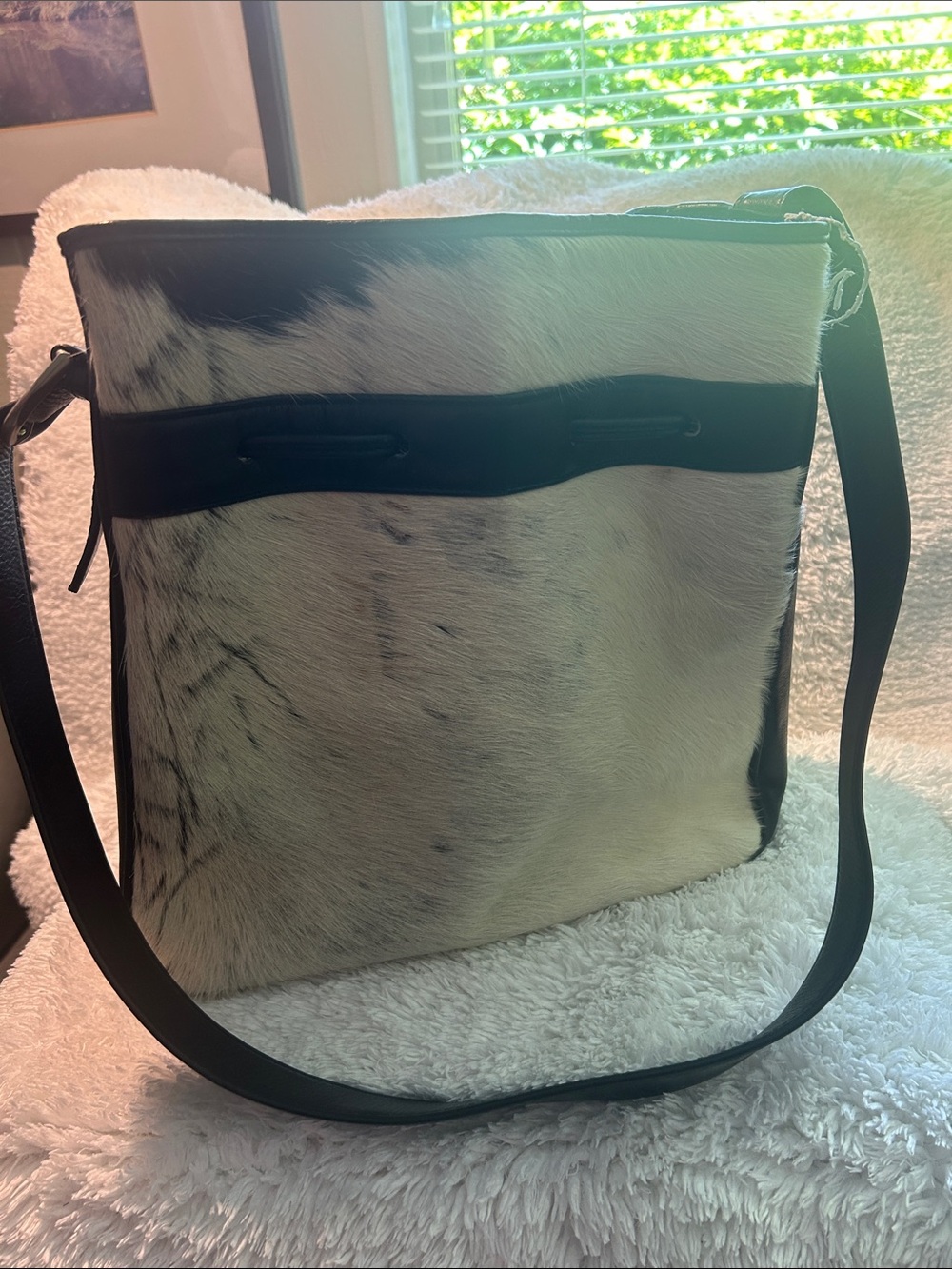 Cowhide Shoulder Bag with Black Trim - Elegant Neutral Style